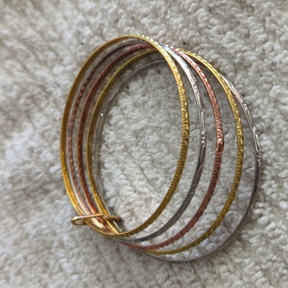 Jewelry - ~ Bracelet